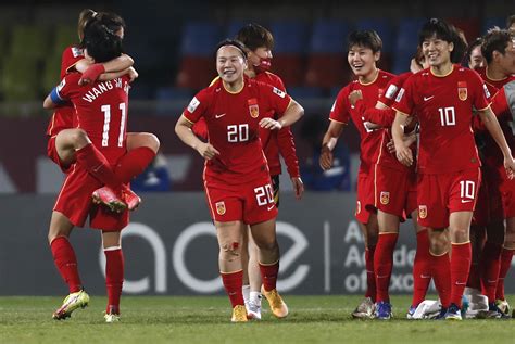china women's soccer coach